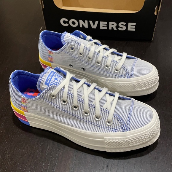 Converse CTAS Lift Ox Ozone Blue - Picture 1 of 6